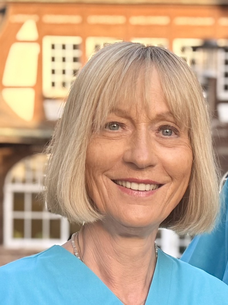 Dr. Sabine Brück
